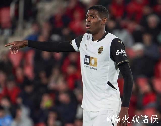 逼近2亿英镑!阿森纳本周可敲定三笔新援!枪手将开启清洗进程! 逼近2亿英镑!阿森纳本周可敲定三笔新援!枪手将开启清洗进程!